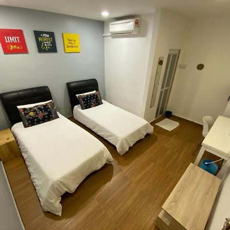 Nancii Guesthouse Малакка Экстерьер фото