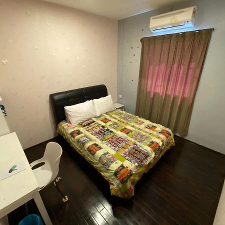 Nancii Guesthouse Малакка Экстерьер фото